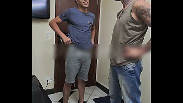 Causei arrepios na minha pele do Pernambucano com o &oacute_leo quente